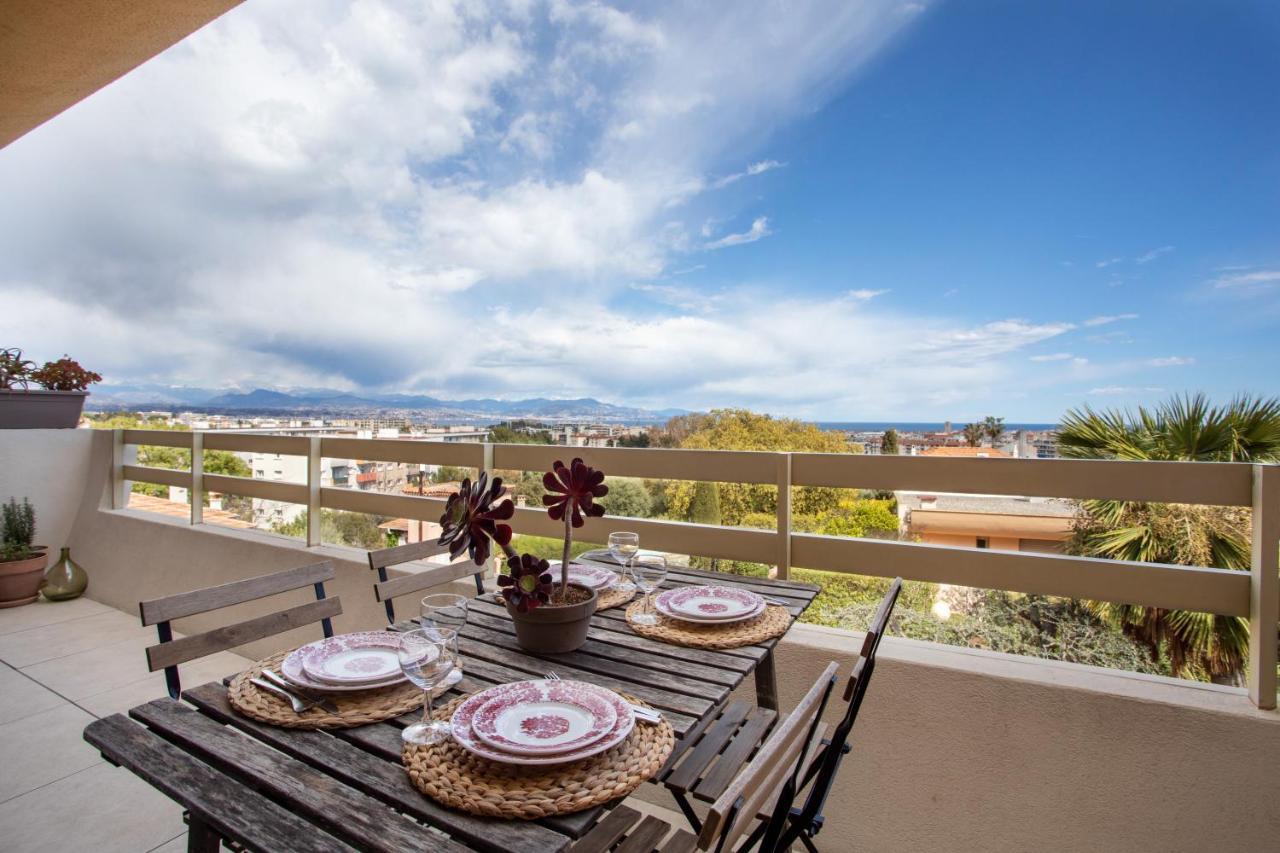 Vue Mer, Terrasse Et Parking Prive 昂蒂布 外观 照片